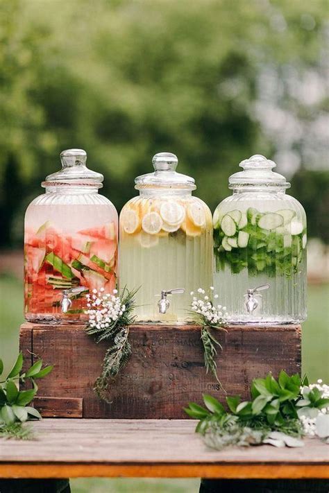33 Lovely Romantic Spring Wedding Ideas Outdoor Decor in 2020 | Spring