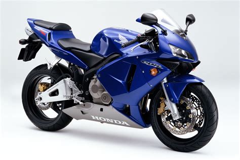 Cb 600 Rr Honda Cbr 600 Rr The Honda Cbr600rr Is A 599 Cc 366 Cu