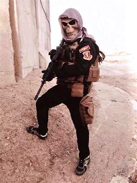 Iraqs Sof Golden Division Operator Donning A Skull Face Mask 1800×