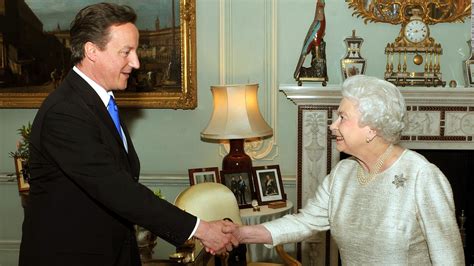 David Cameron Reveals He Asked The Queen Raise An Eyebrow Over