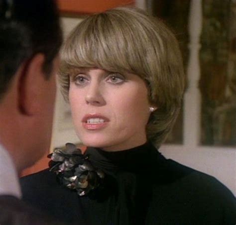 Purdey77 670×640 Joanna Lumley New Avengers Short Hair Styles