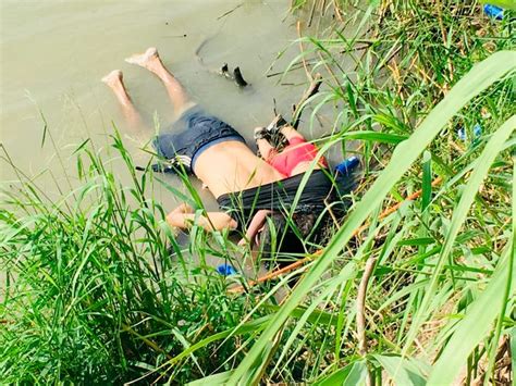 photo of father daughter border drowning highlights migrants perils