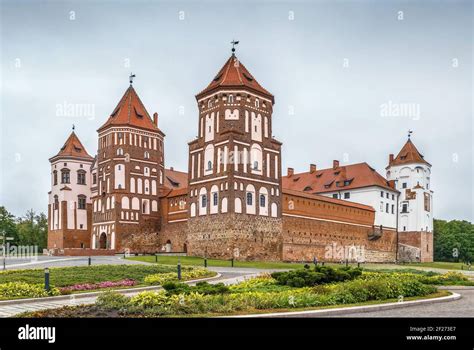 Mir Castle Complex Belarus Stock Photo Alamy