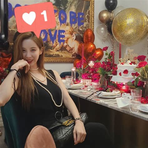 Snsd Seohyun Share Pictures From Tiffany S Birthday Party Wonderful Generation