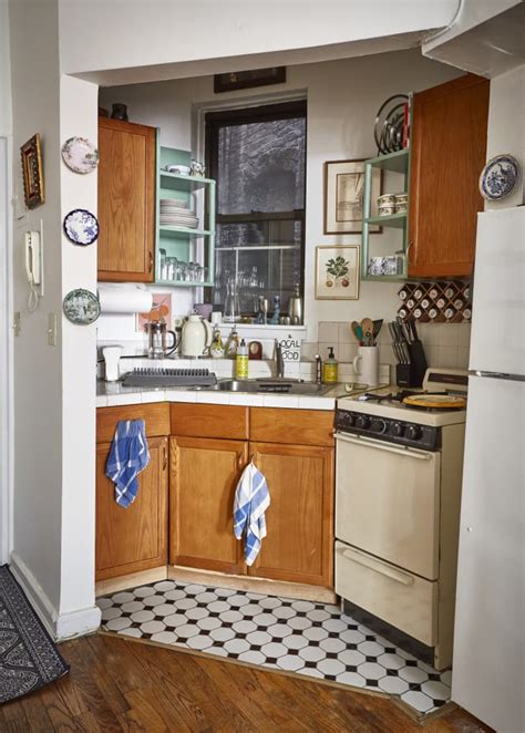 A 400 Diy Project Transformed A Tiny Kitchen In Nyc The Kitchn
