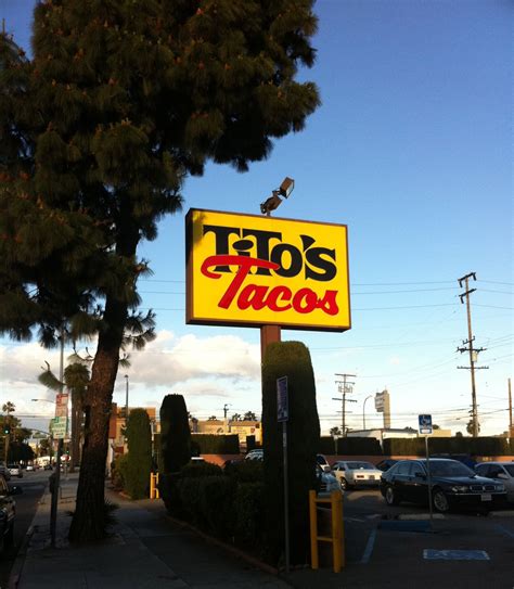 The beef sits at the bottom, very shredded and mashed up, about the consistency of tuna fish, but not as moist, in a thick line like the guts of a dutch. GREAT EATS HAWAII: TITO'S TACOS - CULVER CITY