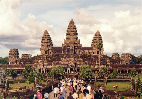 Be The First To Know Travel Angkor Wat Archaeological Site Khmer
