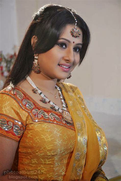Bangladeshi Movie Actress Purnima Photo Album