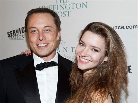 Elon Musk S Ex Wife Is Reportedly The Mysterious Phone Contact Tj Who