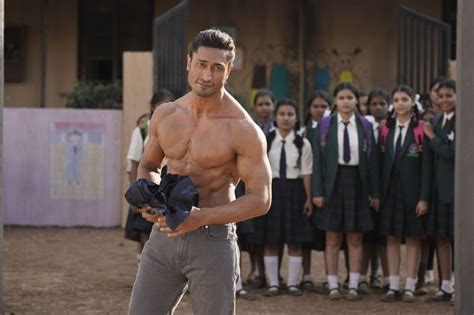 Vidyut Jammwal Back For A Fight With ‘commando 3 Entertainment