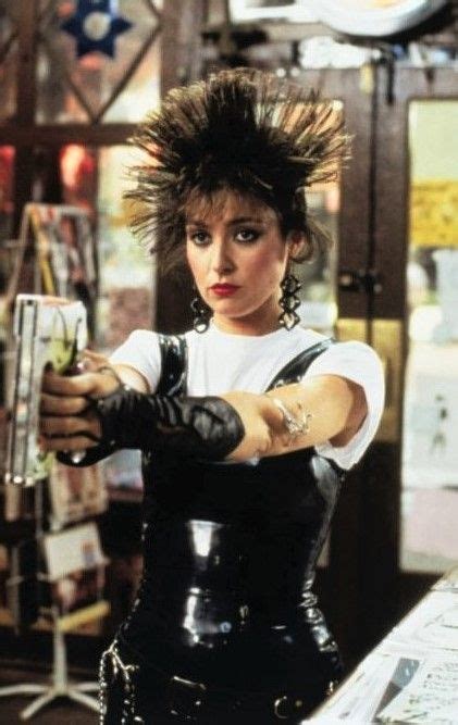 Annie Potts As Iona In Pretty In Pink 1986 Classic Actresses Designing Women Annie Potts