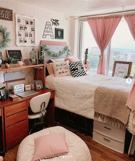 Cute Dorm Rooms Were Obsessing Over Right Now By Sophia Lee College Dorm Room Decor