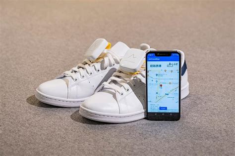 Startup Cria Tecnologia Que Faz Sapatos Vibrarem Para Auxiliar