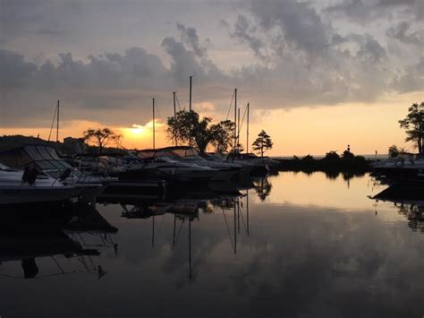 Local amount 10 to 20 mm. Good morning Barrie! Mostly clouds and maybe more showers ...