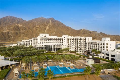 Fujairah Rotana Resort And Spa Al Aqah Beach Al Aqah Compare Deals