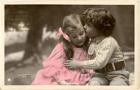 Sweet Kiss Image Old Photo The Graphics Fairy