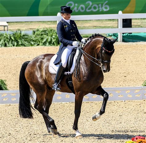 In der grand prix kür auf der pferd international münchen. Dorothee Schneider & Showtime Win Magna Racino CDI4* Grand ...