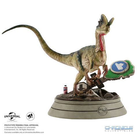 Chronicle Collectibles Unveil Limited Run Jurassic Park Dilophosaurus 1