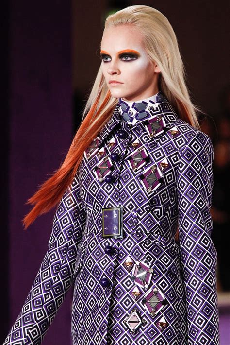 Milan Fashion Week The Best Hair And Makeup Moments From Prada Vogue