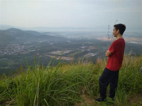 The word broga is believed to originate from 'buragas', an ancient mythical creature that once dwelt in the forest. Bukit Broga Hill (Semenyih) - 2021 All You Need to Know ...