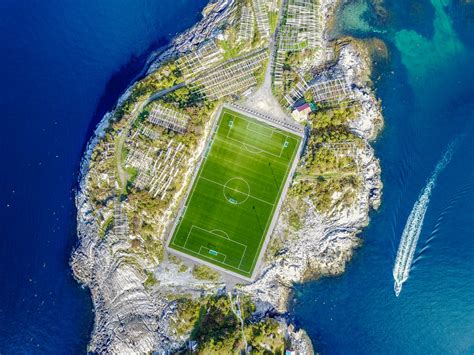 Stadion fussball fußballstadien fußballplatz fifa fußball witze fußballstadion tempel sport. Der Lofot 68° N. Norwegen, Teil II | Itchy Feet