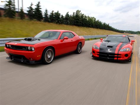 Edycja Tapety Dodge Challenger Vs Dodge Viper