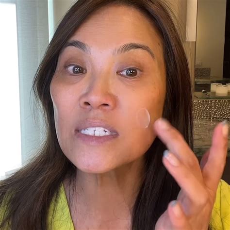 Video Dr Pimple Popper Breaks Down Her Morning Routine And Skin Care Tips Abc News