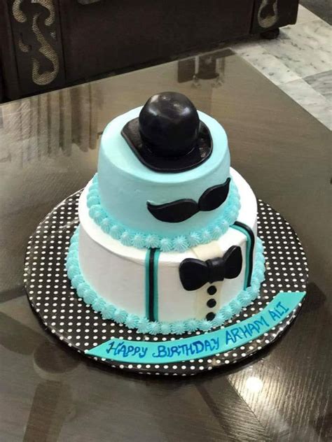 Usually it's the reverse, the boss buys all his employees something, usuallyfor an occasion, like christmas or a company why would you want to buy your boss a birthday gift? Buy Boss baby birthday cake online at cheap rate