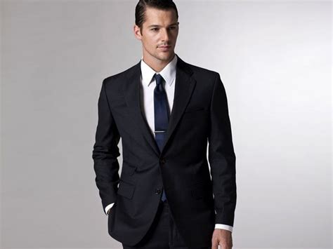 Common suit and ties color combinations