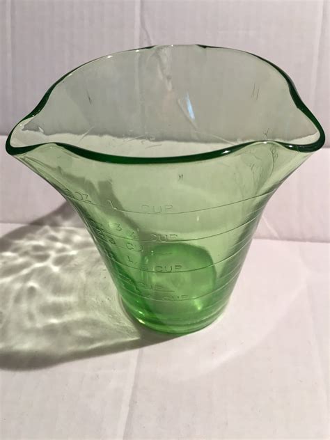 Federal Glass Green Depression Glass 3 Spout 1 Cup 8 Oz Measuring