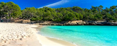 Die andalusische cost de la luz ist spaniens südliche so zählen einige der nordspanischen strände wie die playa de las catedrales in galicien, die playa. Mallorca Urlaub 2021 - die besten Angebote & Inspiration ...