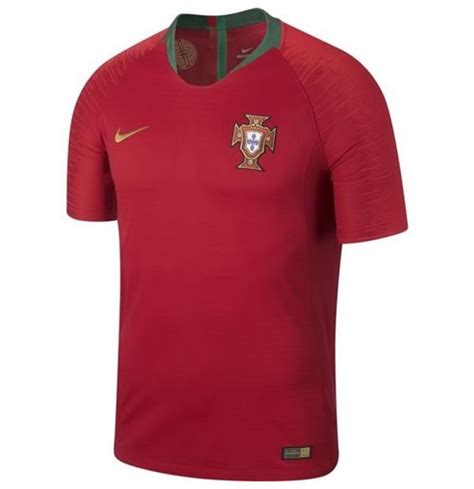 Fica actualizado com os resultados ao vivo de portugal com o serviço livescore.in e. Compra Camiseta Portugal Futebol 2018-2019 Home Vapor Match