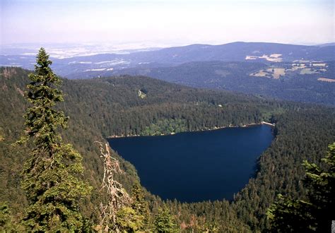 Černé jezero