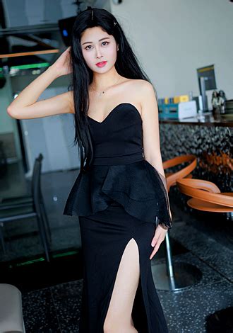 Asian Member Member Member Qi Meng From Shanghai Yo Hair Color Black
