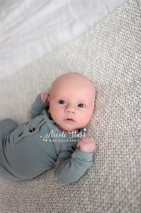Lifestyle Newborn Portraits For Baby Brother In Saratoga Springs