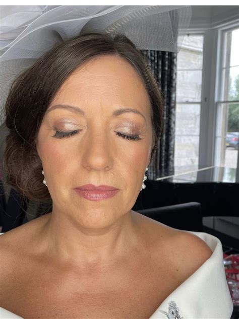 Mother Of Bride Makeup Mothers Makeup Mother Of The Bride Hair Olive