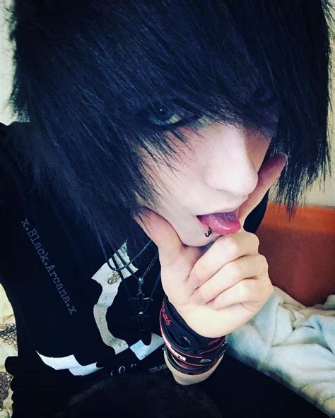 Pin By Crywhale On Emo Cute Emo Boys Emo Hair Cute Emo Guys