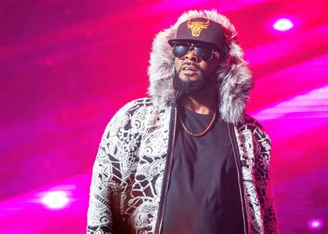 R Kelly Releases 19 Minute Track Called I Admit