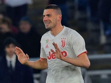 Merih demiral, 5 mart 1998 tarihinde kocaeli'nin karamürsel ilçesinde doğdu. Merih Demiral, 2020 | Ünlüler