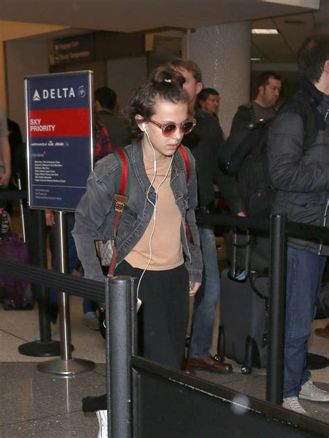 Millie Bobby Brown Arrives At Lax Airport 04 Gotceleb