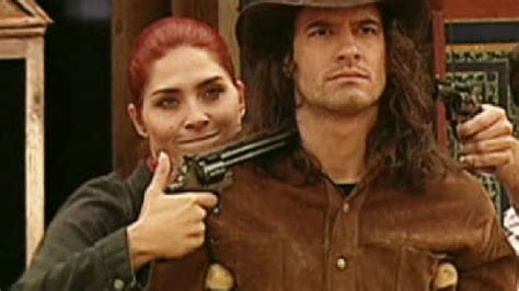 Pasión De Gavilanes Mario Cimarro Y La Escena Improvisada En La Que Le Escupió A Lorena