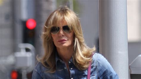 Charlies Angels Star Jaclyn Smith Is 70 And Looks Youthful As Ever