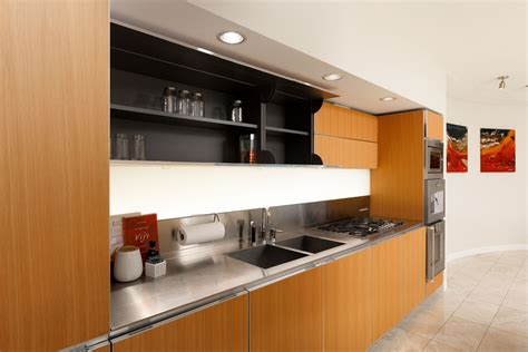 Refinishing your kitchen cabinets is a good way to liven up your living space and increase the value of your home. 838 W Hastings St (19th Floor), Vancouver | Birds Nest ...
