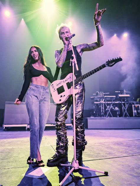 Machine Gun Kelly And Megan Fox Are Engaged The New York Banner