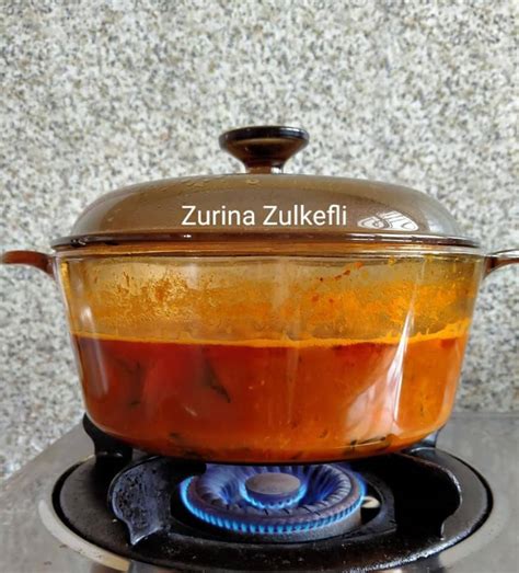 Diperbarui 11 mei 2021, 11:50 wib. Petua Masak Kari Ayam Tanpa Santan Yang Sangat Sedap