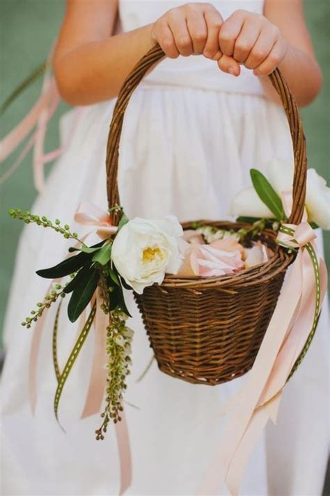 27 Cutest Flower Girl Baskets And Their Alternatives