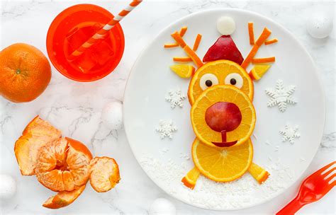 Christmas dinner wouldn't be complete without a feathery, soft bread roll or other carby side. Fun and healthy Christmas food ideas for kids ...