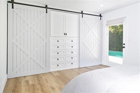 Check spelling or type a new query. The master bedroom incorporates an ingenious barn door ...
