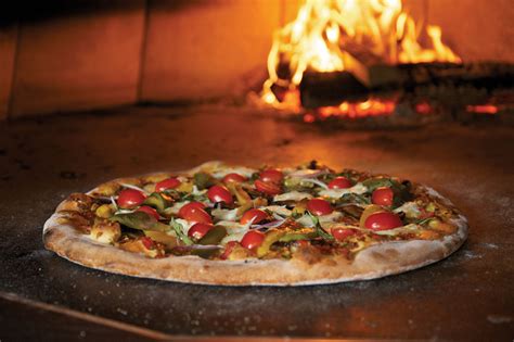 Wild Tomato Wood Fired Pizza And Grille Fish Creek Door County Pulse