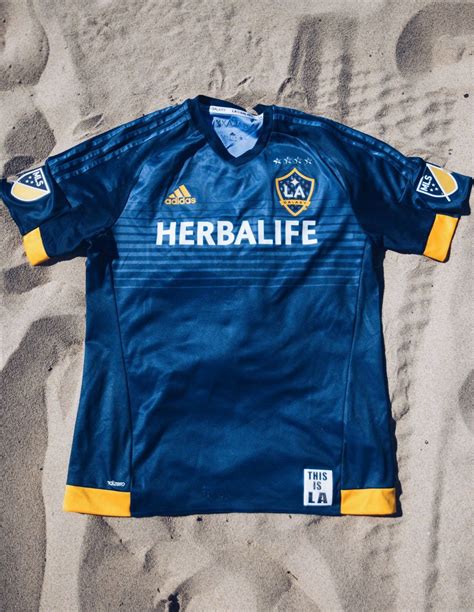 Sports club in carson, california. LA Galaxy 2015 Adidas Away Football Shirt | 15/16 Kits ...